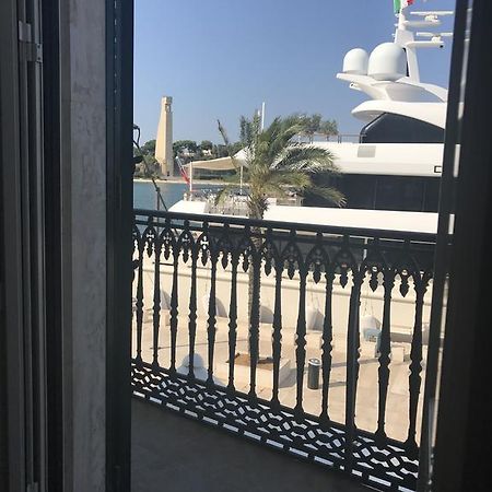 B&B Le Colonne บรินดิซิ ห้อง รูปภาพ