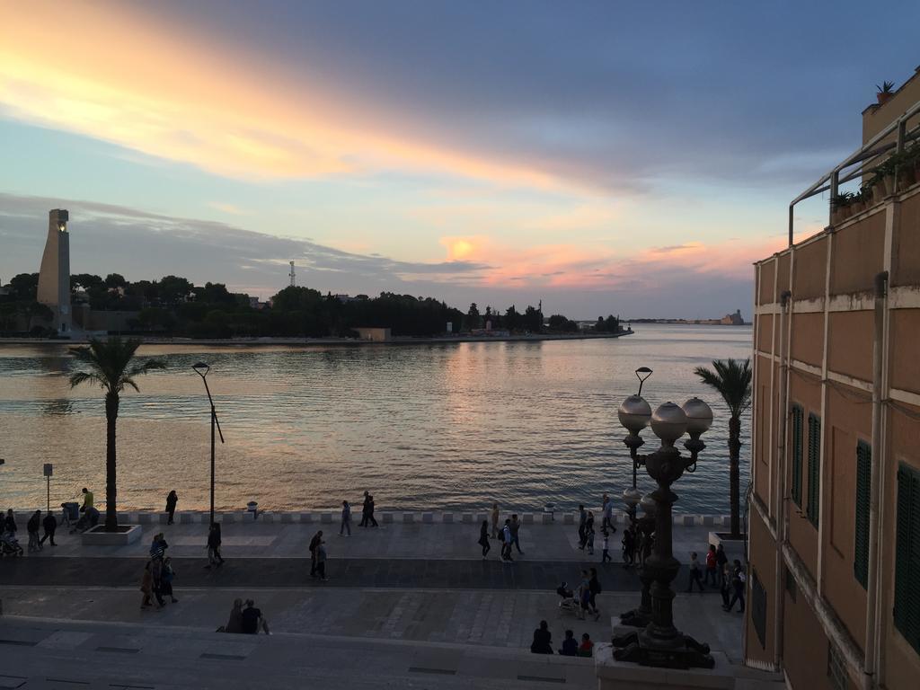 B&B Le Colonne บรินดิซิ ภายนอก รูปภาพ