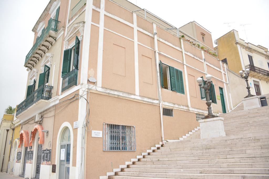 B&B Le Colonne บรินดิซิ ภายนอก รูปภาพ