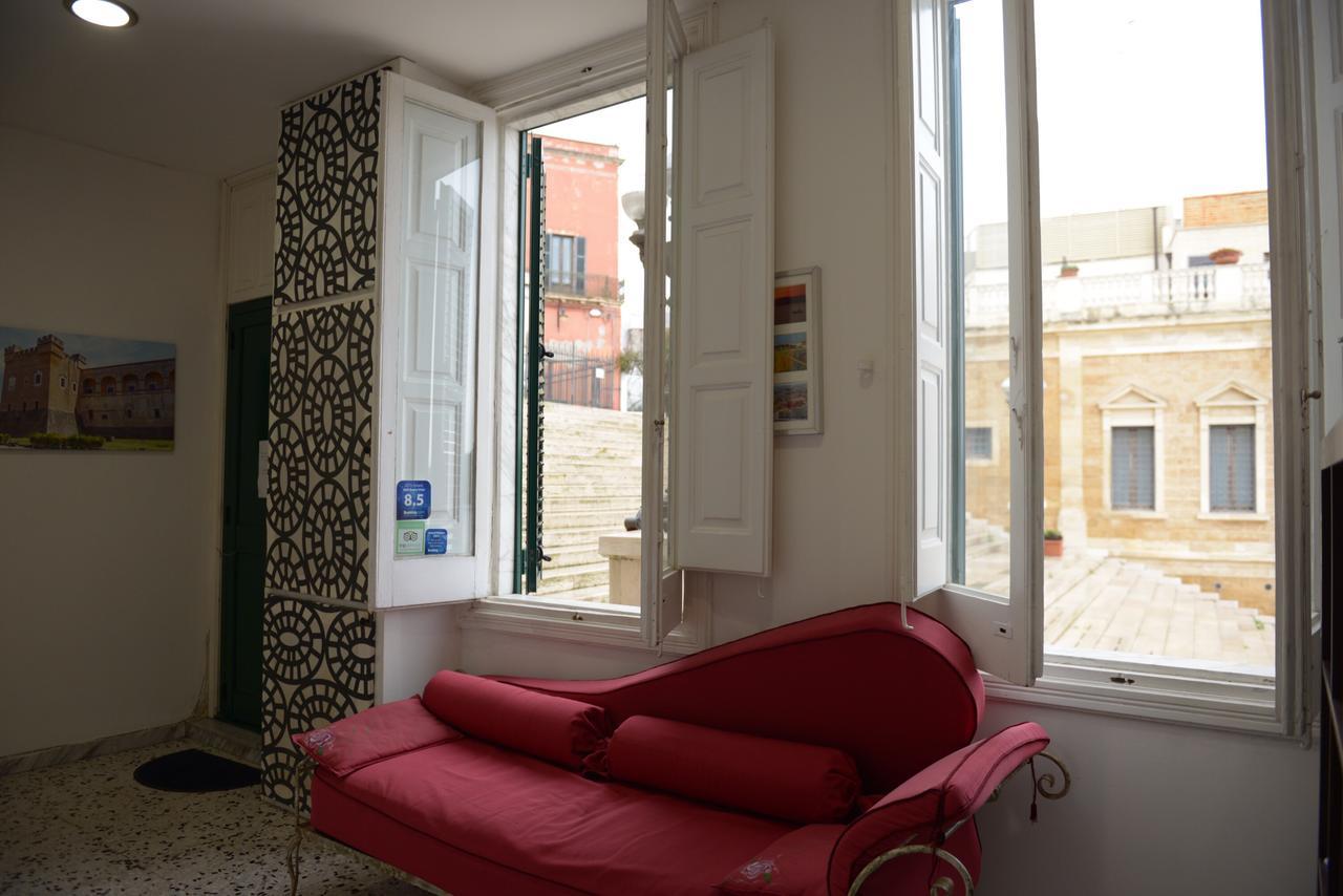 B&B Le Colonne บรินดิซิ ภายนอก รูปภาพ
