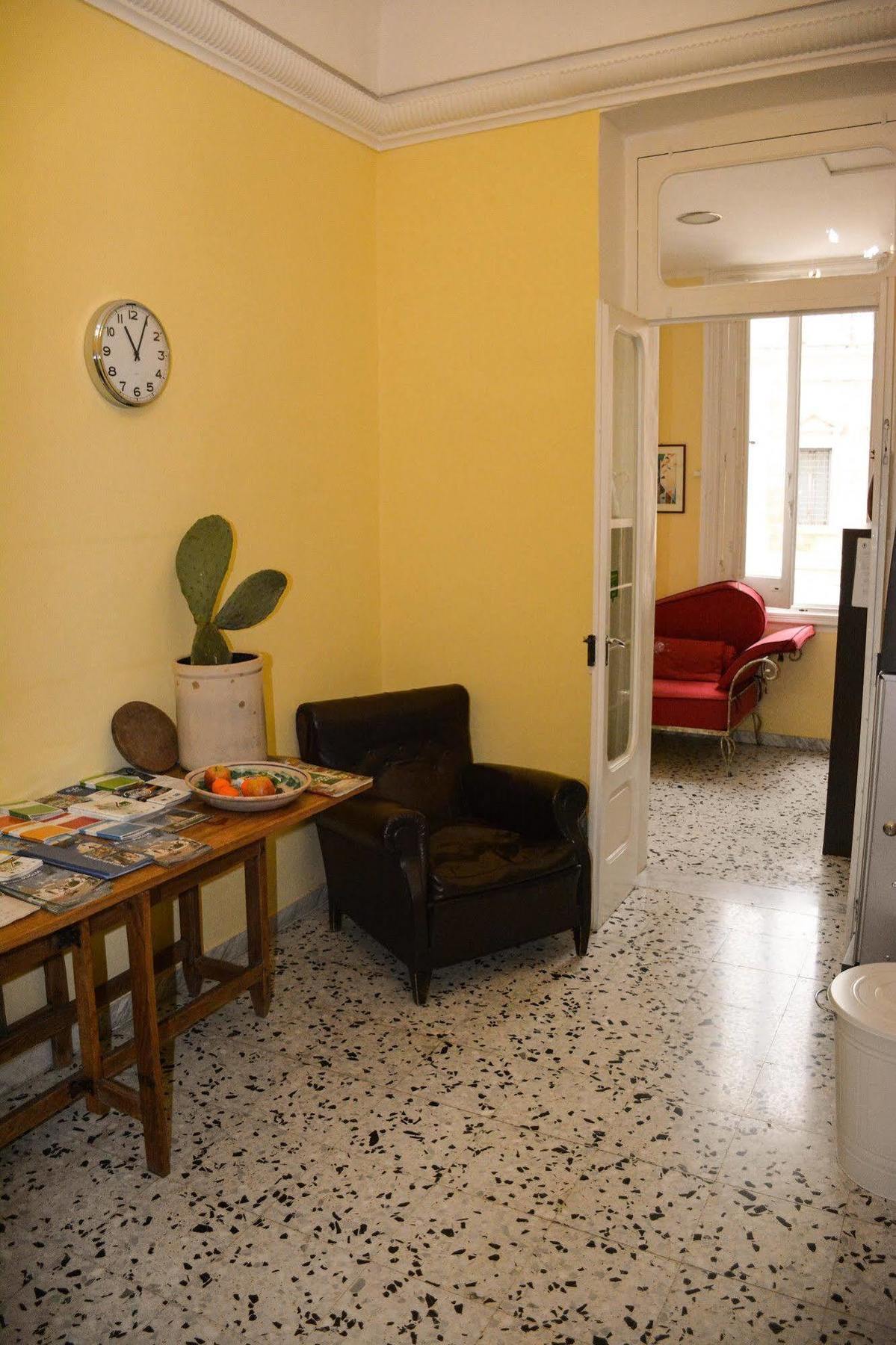B&B Le Colonne บรินดิซิ ภายนอก รูปภาพ