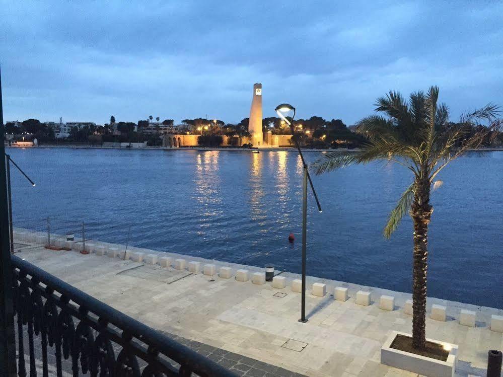 B&B Le Colonne บรินดิซิ ภายนอก รูปภาพ